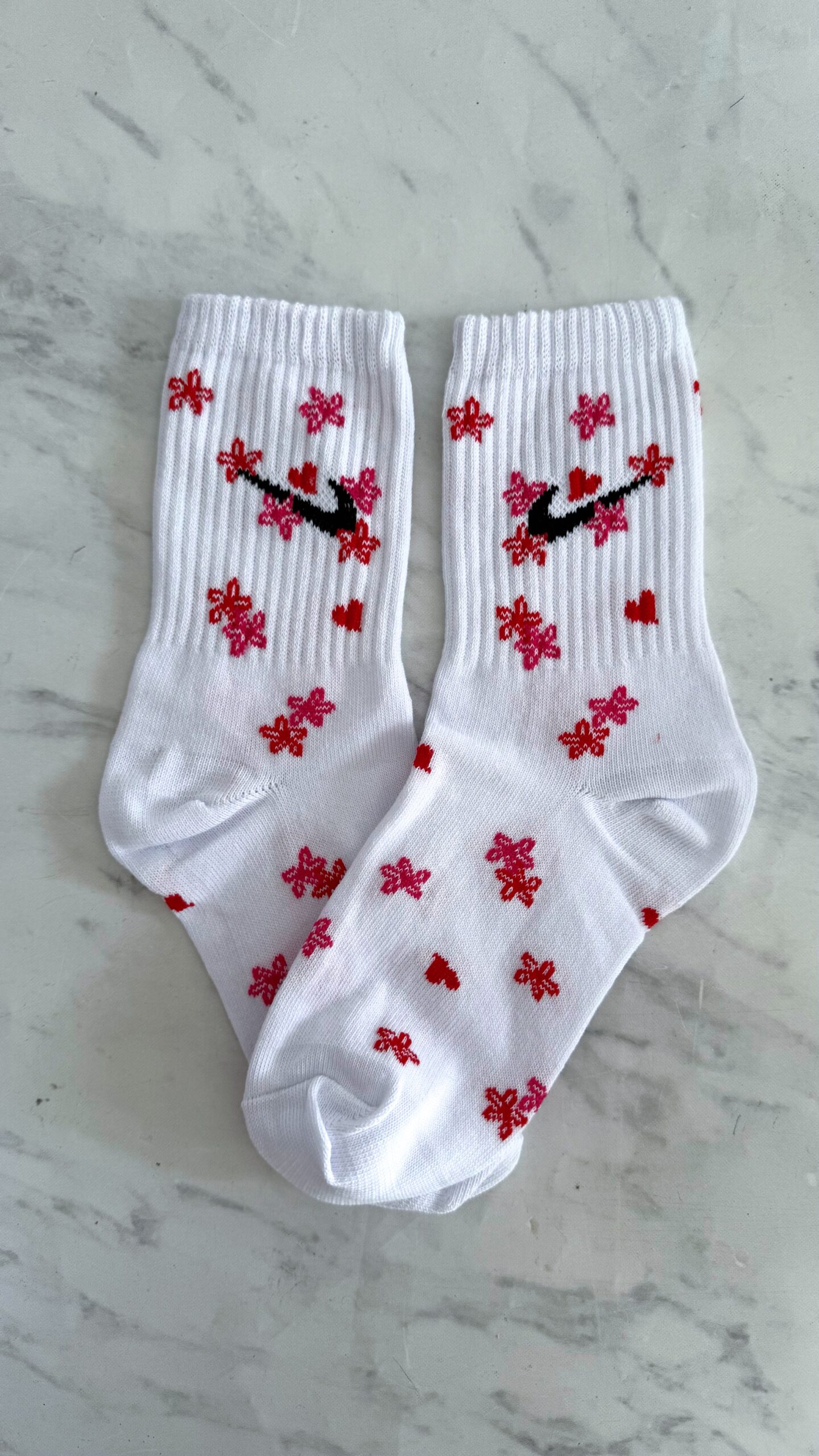 Nike Flores y Corazones