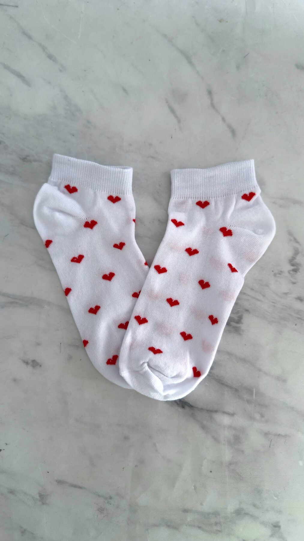 Corazones Rojos base Blanca